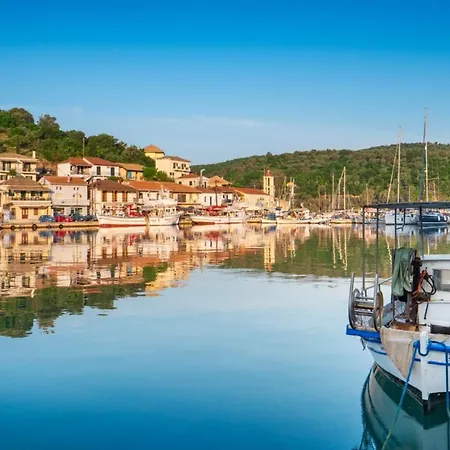 Mentes Вилла Katomerion