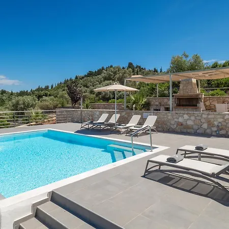 Вилла Mentes Katomerion